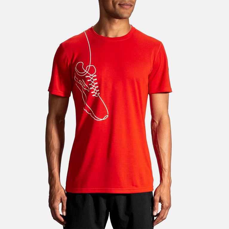 Brooks Distance Graphic Short Sleeve Running Shirt - Men's - Red (57261-FVDN)